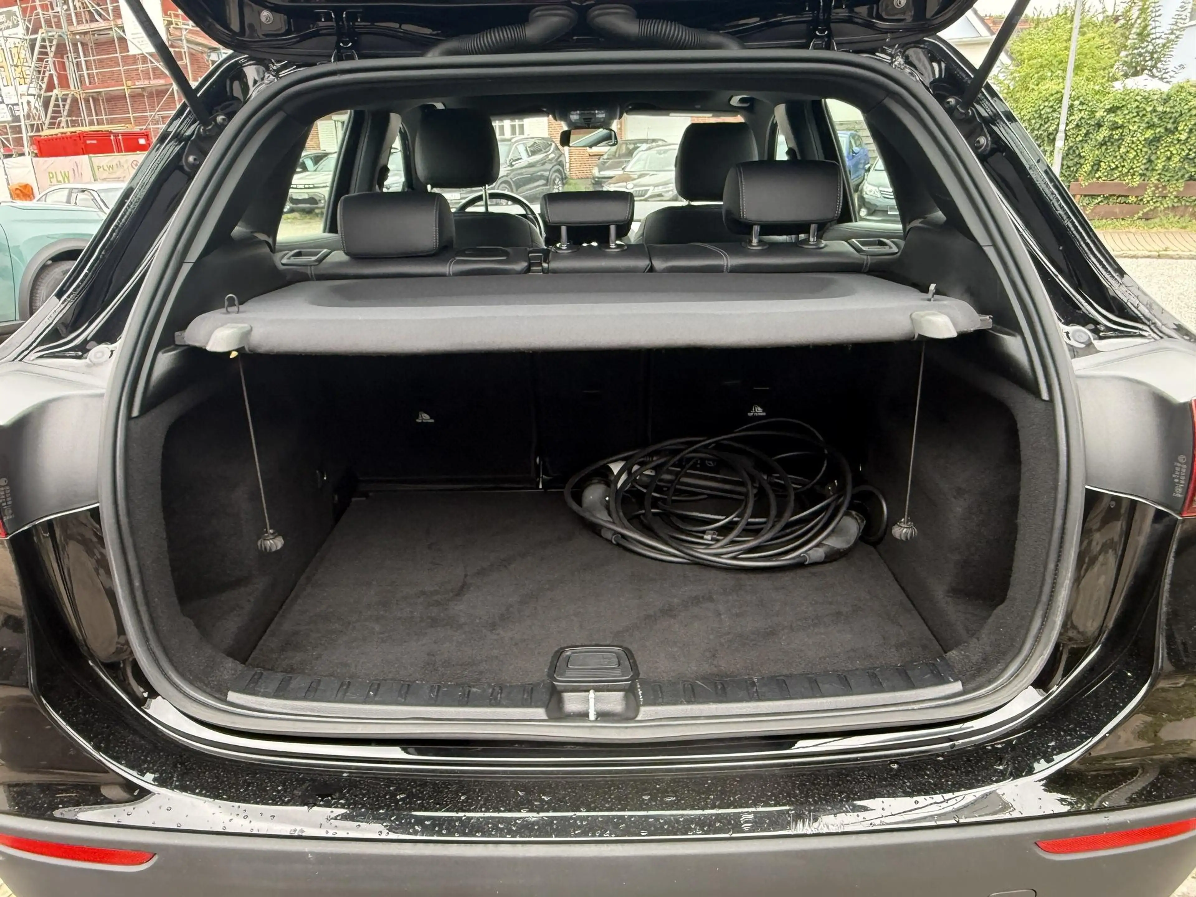 Mercedes-Benz GLA 250 e "Progressive" DCT-Pano-Navi-Klimaauto.-GRA-MF... — photo 10