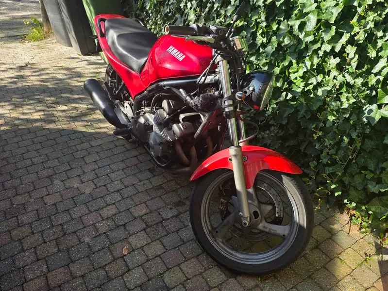 Yamaha XJ 600 - foto 2