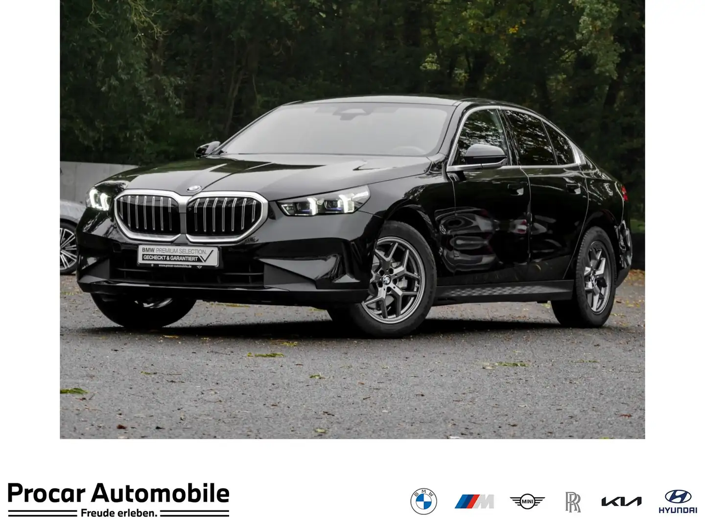 BMW 520 i ADAPT.LED+HuD+PANO+DA+PA PLUS Schwarz - 1