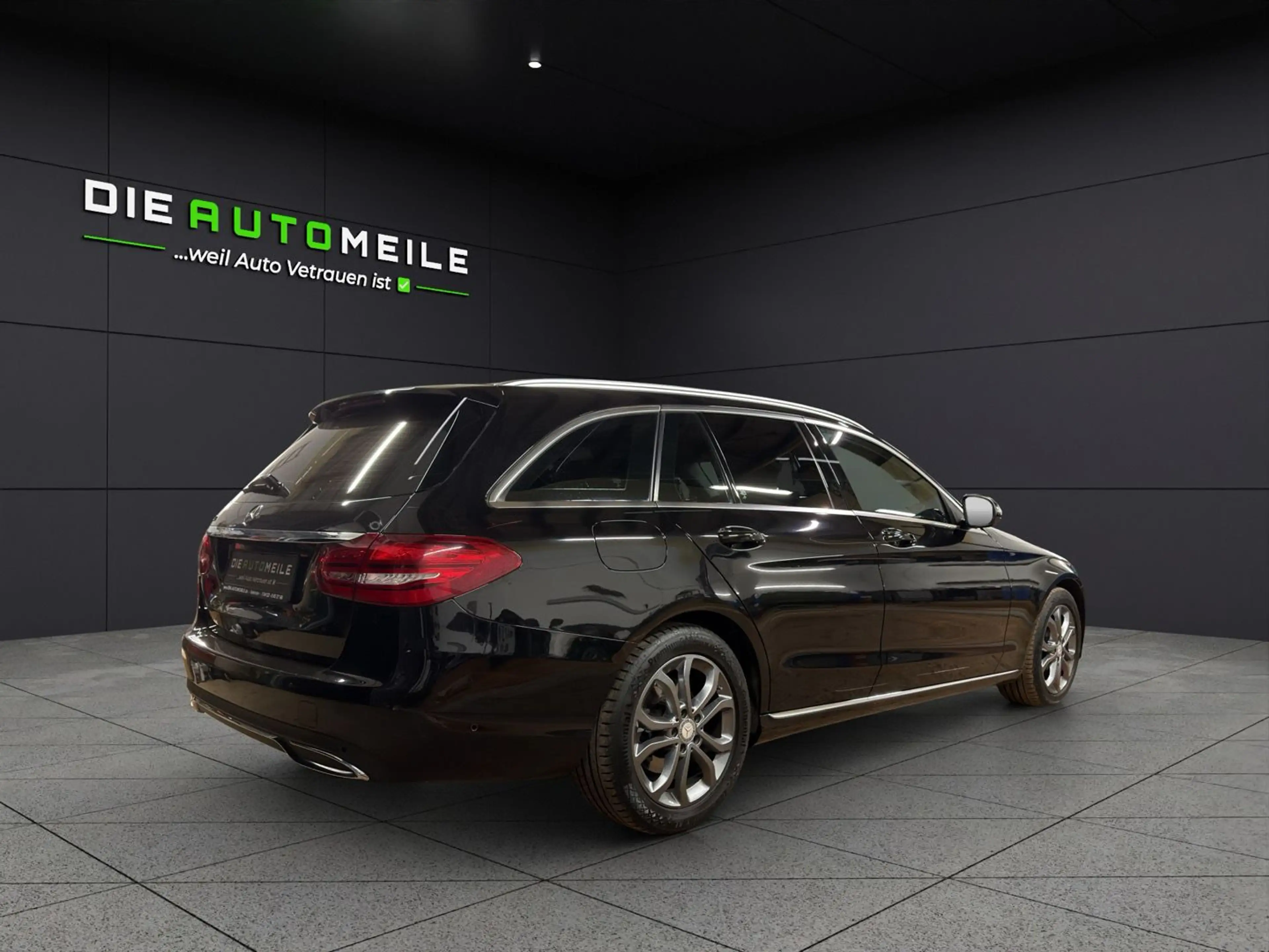 Mercedes-Benz C 220 BlueTec / d Aut XEN NAV SHZG AHK *LED — photo 6