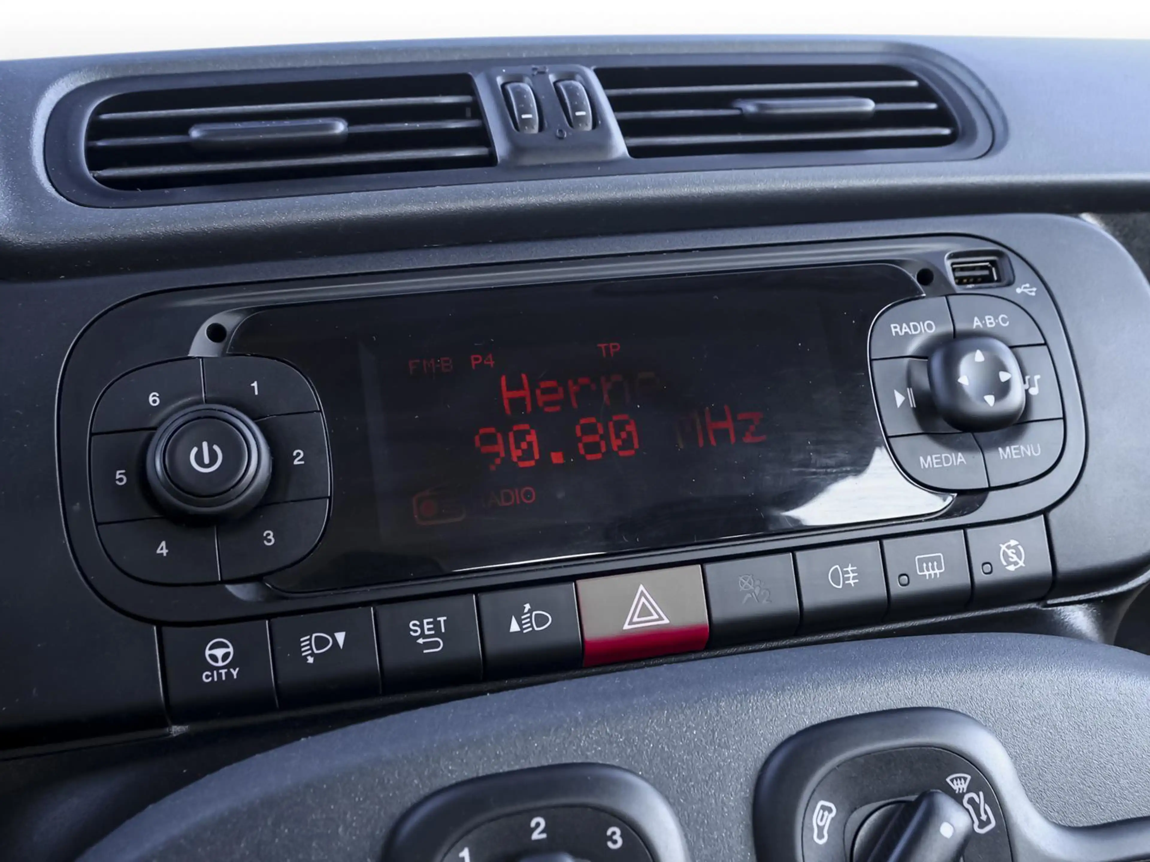 Fiat Panda 1.2  ALLWETTER KLIMA — photo 6