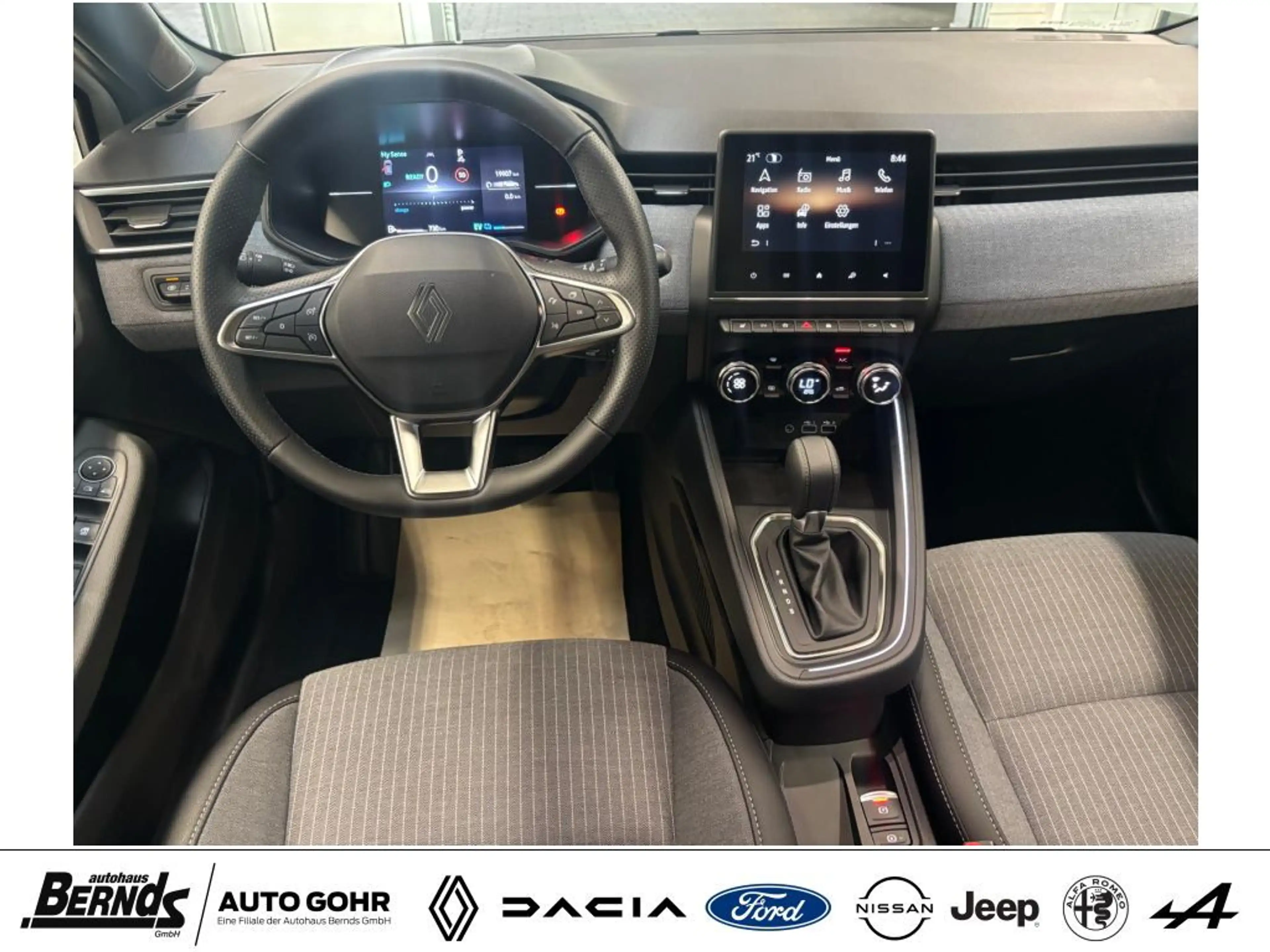 Renault Clio E-TECH Full Hybrid Techno SHZ Navi Carplay — photo 12