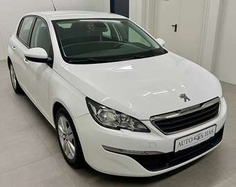 1,2 VTi 82 Active