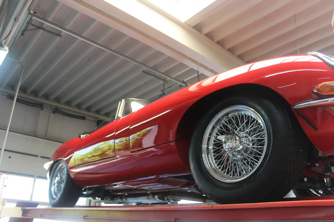 Jaguar E-Type Series 1 3.8 Litre Roadster "From the wine château, foto 7