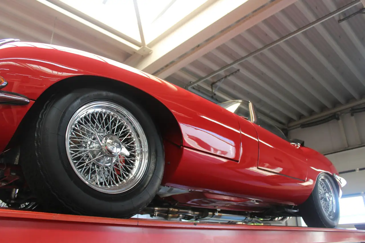 Jaguar E-Type Series 1 3.8 Litre Roadster "From the wine château, foto 8