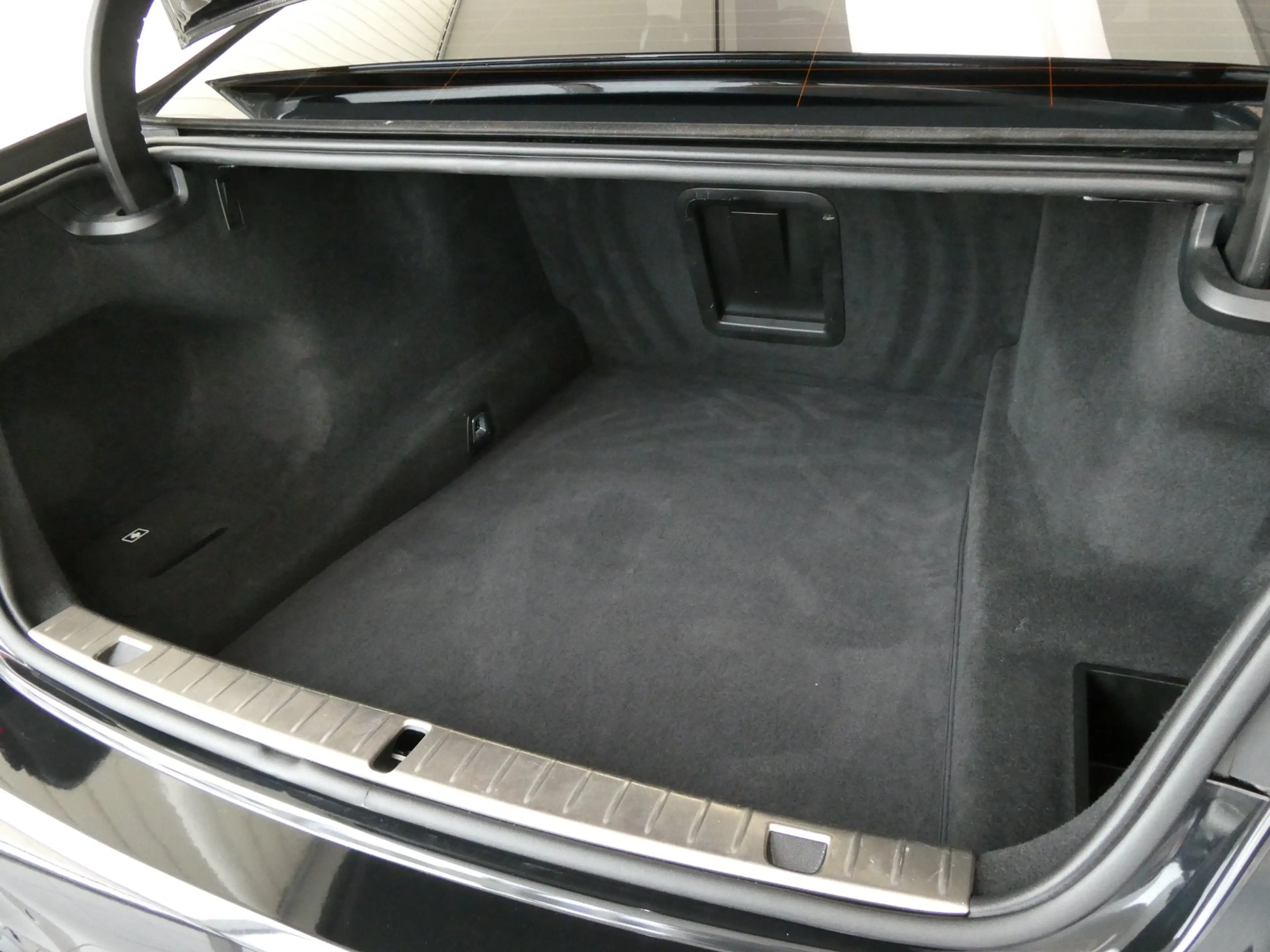 BMW 730 d xDrive — photo 7