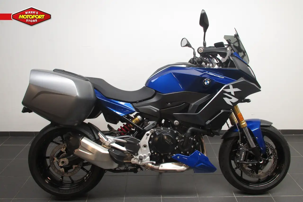 BMW F 900 XR