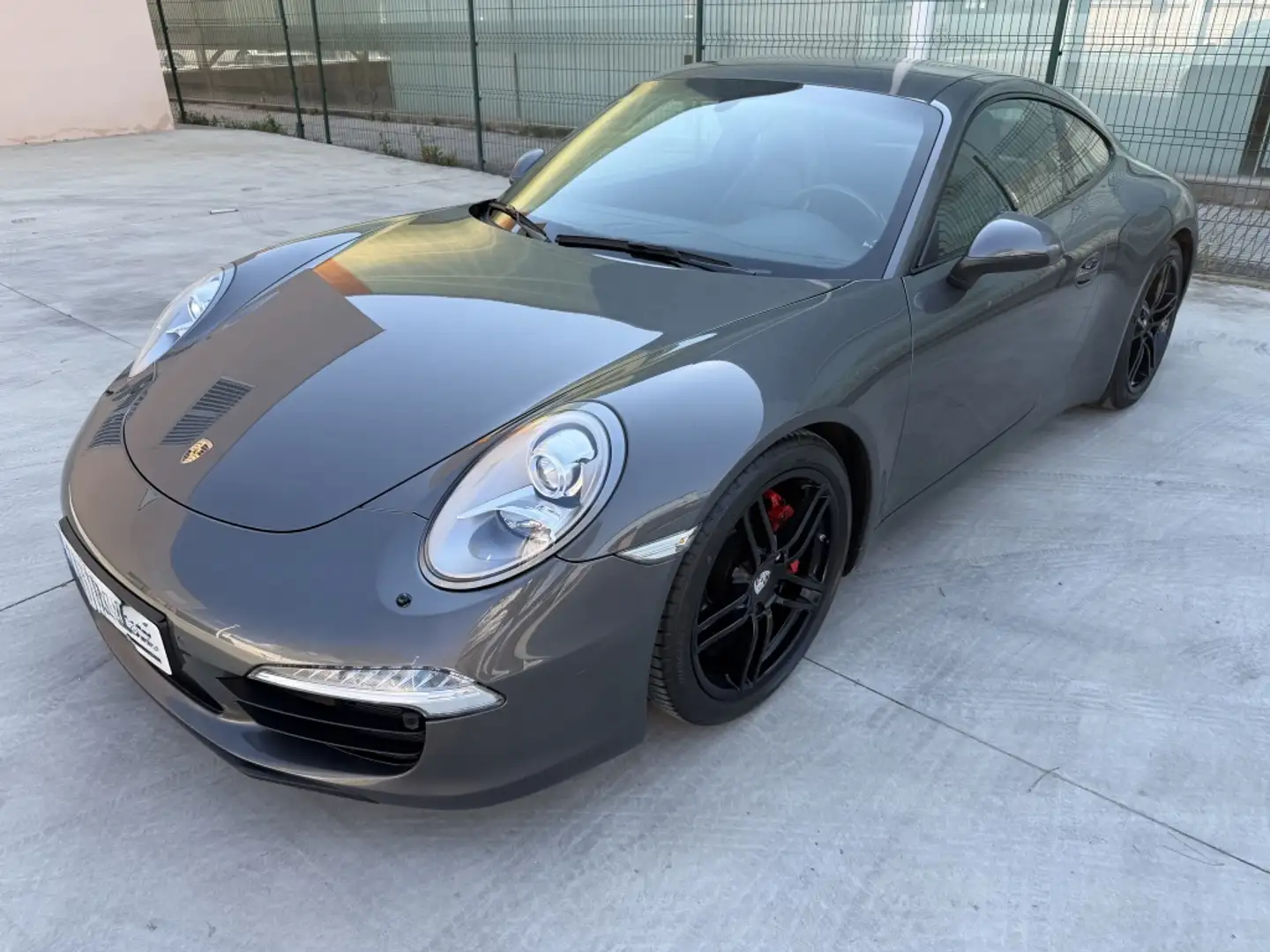 Porsche 991 Carrera Coupé PDK Gris - 1
