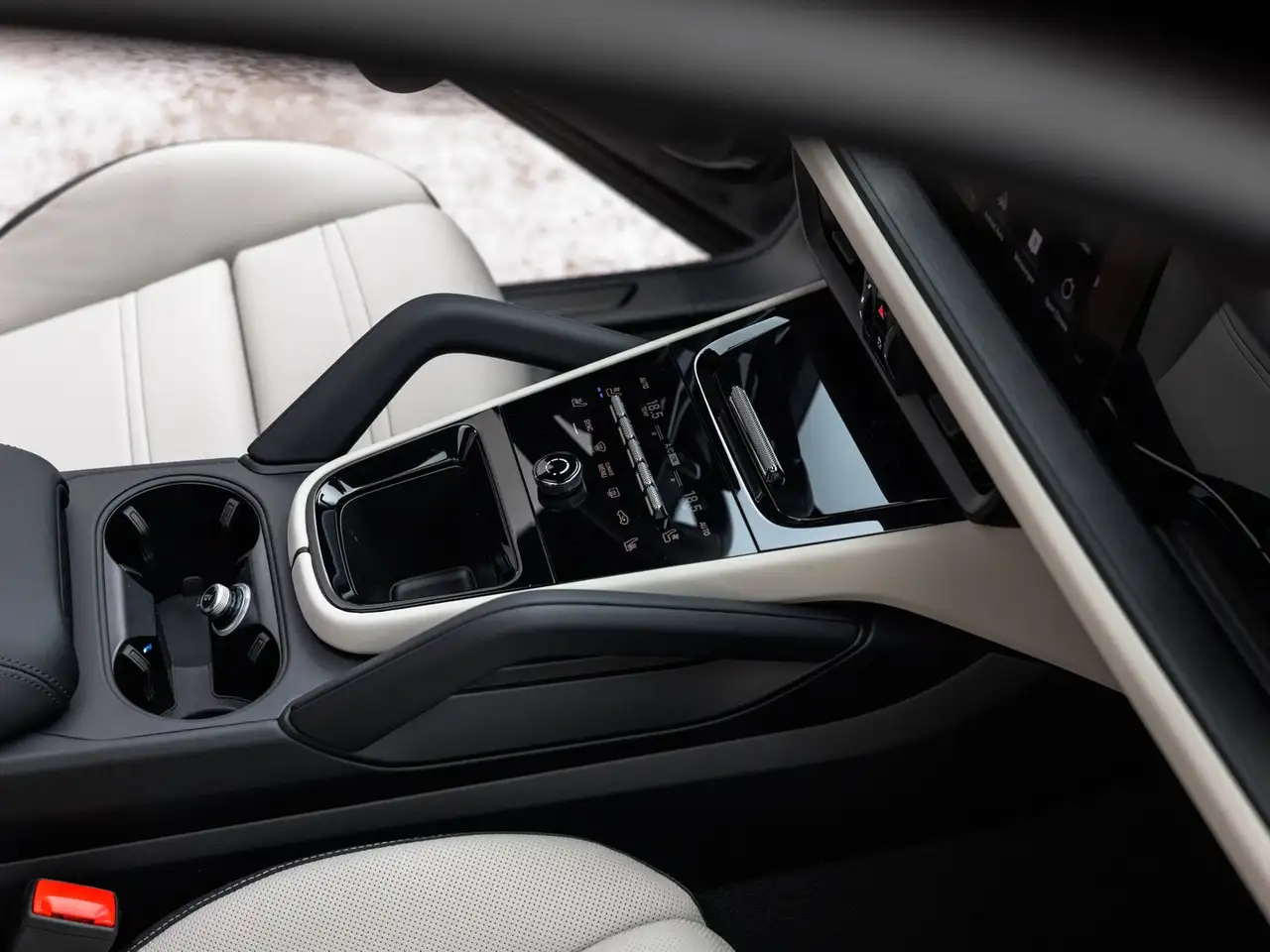 Porsche Cayenne E-Hybrid, миниатюра 24