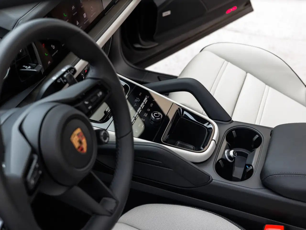 Porsche Cayenne E-Hybrid, миниатюра 20