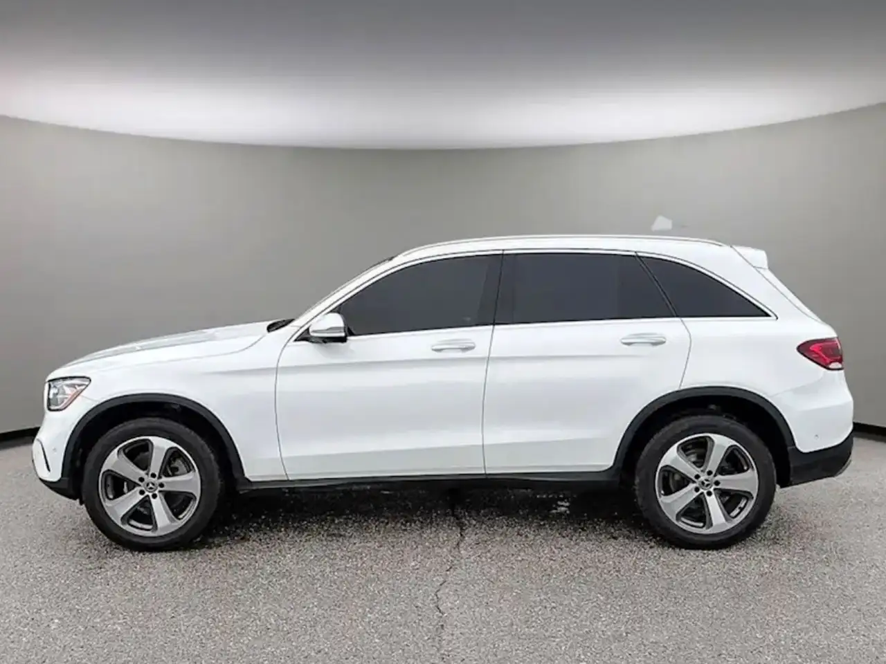 Mercedes-Benz GLC снимка Mercedes-Benz GLC