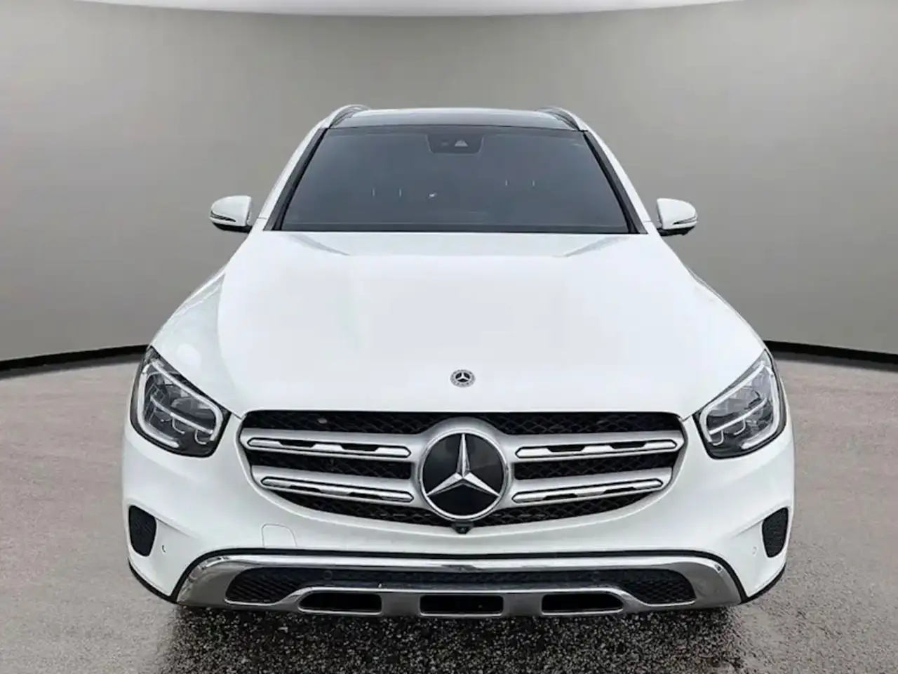 Mercedes-Benz GLC снимка Mercedes-Benz GLC