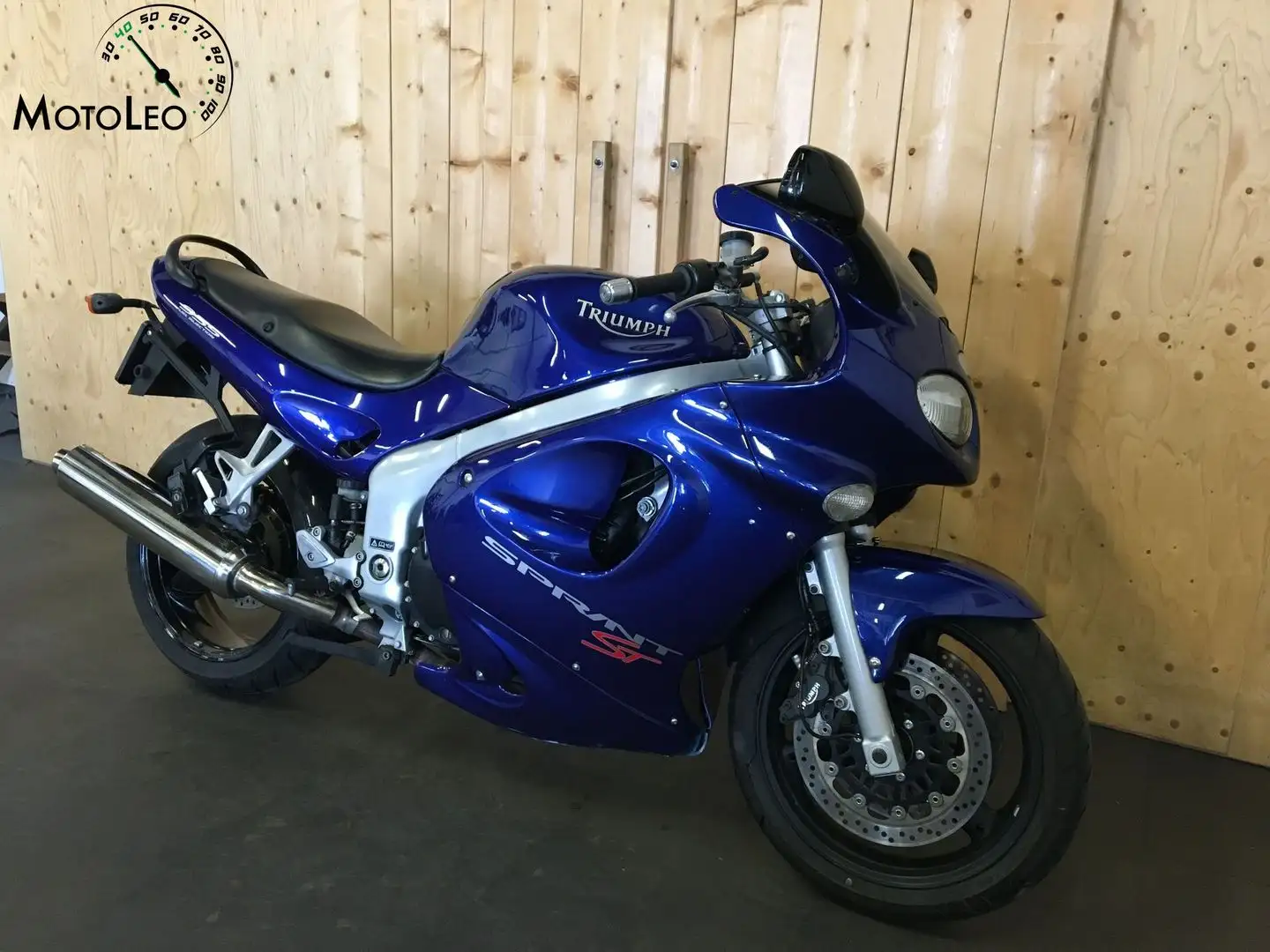 Triumph Sprint ST 955 Bleu - 2