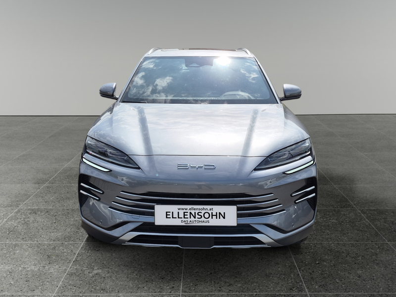 BYD Seal U DM-i Design AWD — photo 8