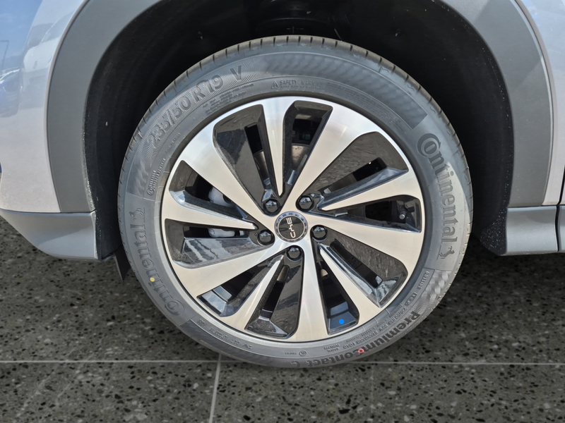 BYD Seal U DM-i Design AWD — photo 15