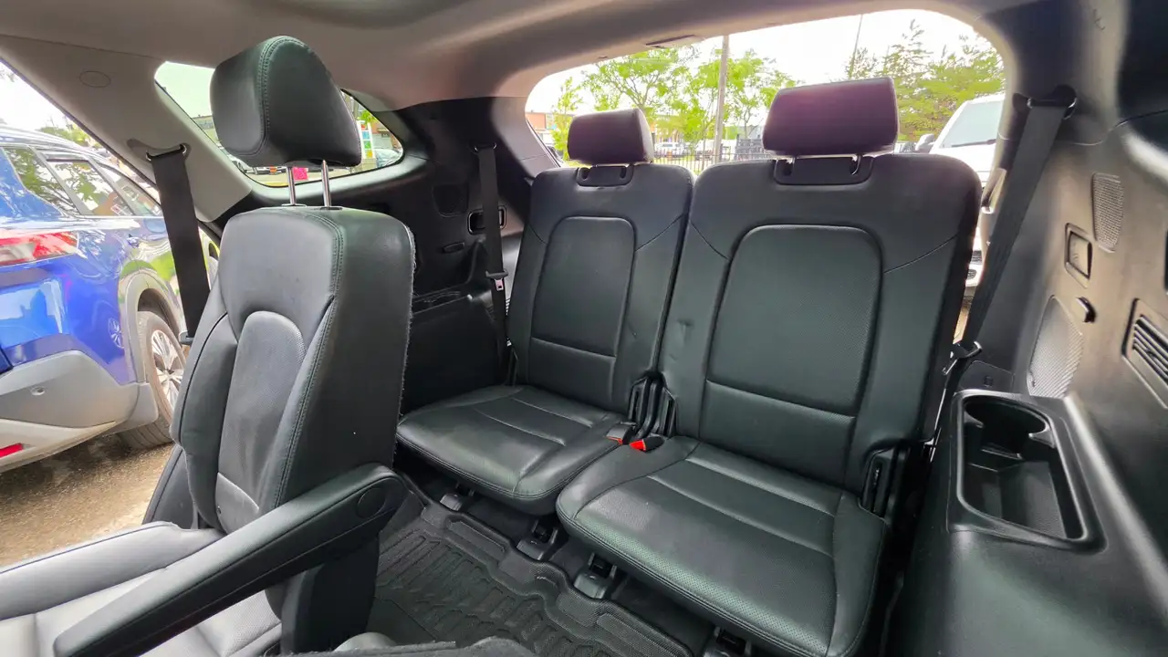 Hyundai SANTA FE photo Hyundai SANTA FE