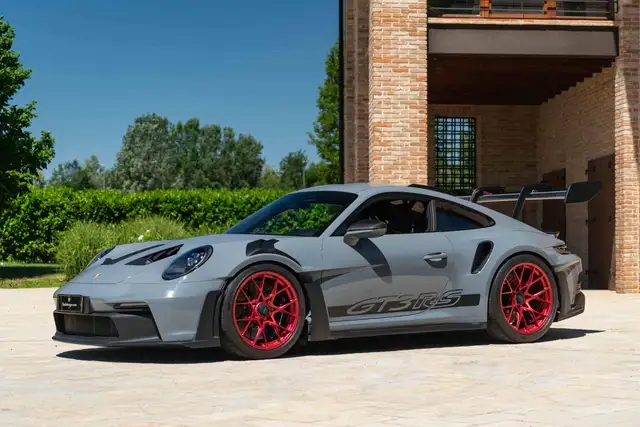 Porsche 992 GT3 RS