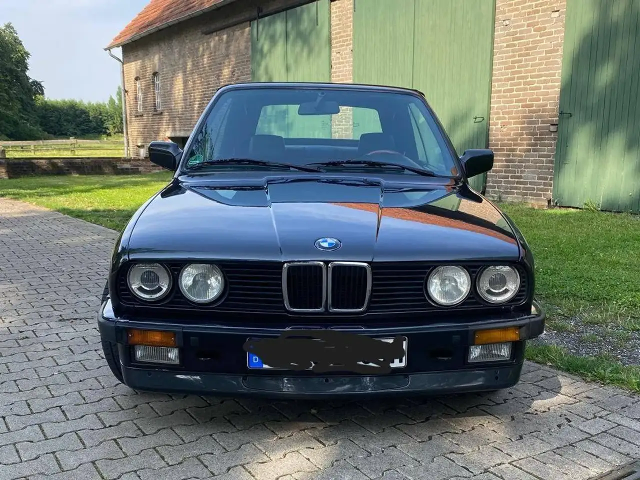 BMW 320i, foto 4