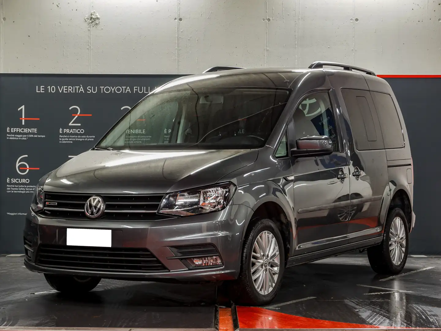Volkswagen Caddy Combi 2.0 TDI 4Motion Comfortline N1 Grigio - 1