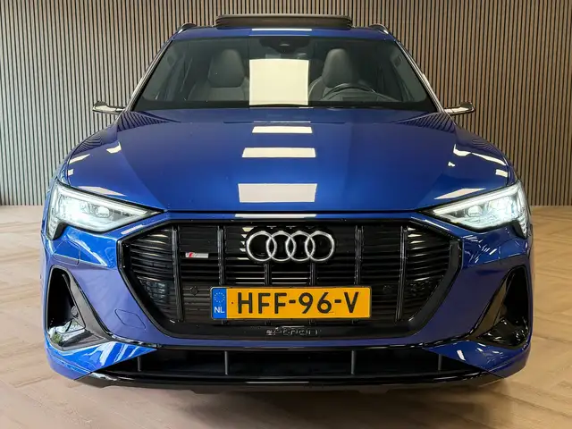 Audi E-Tron view 2