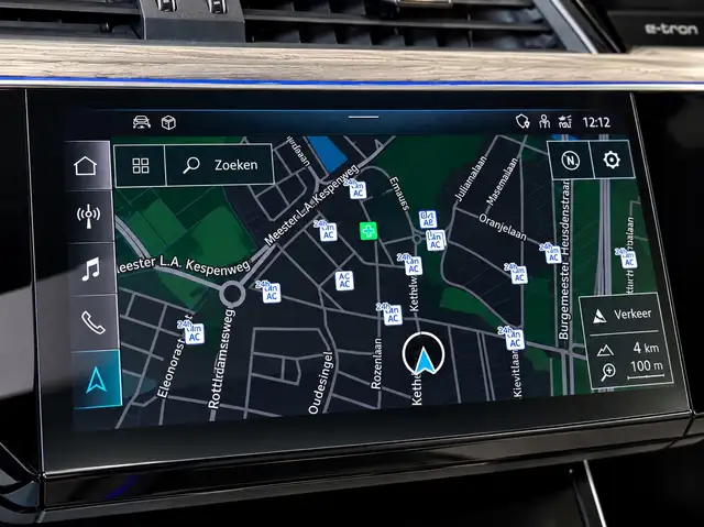 Audi E-Tron view 29