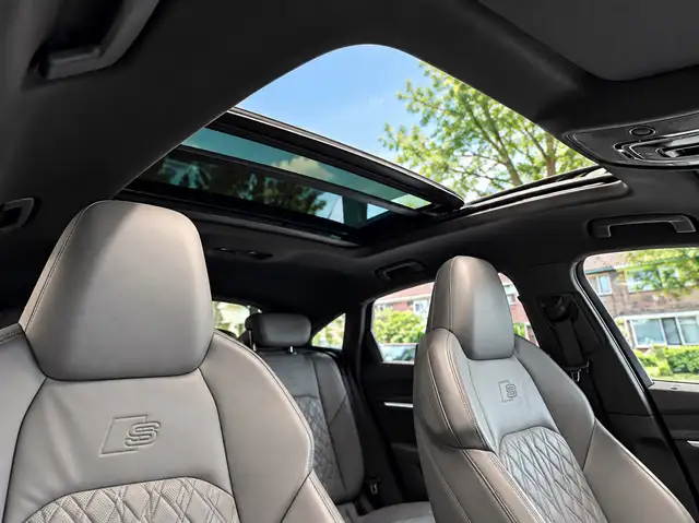 Audi E-Tron view 11