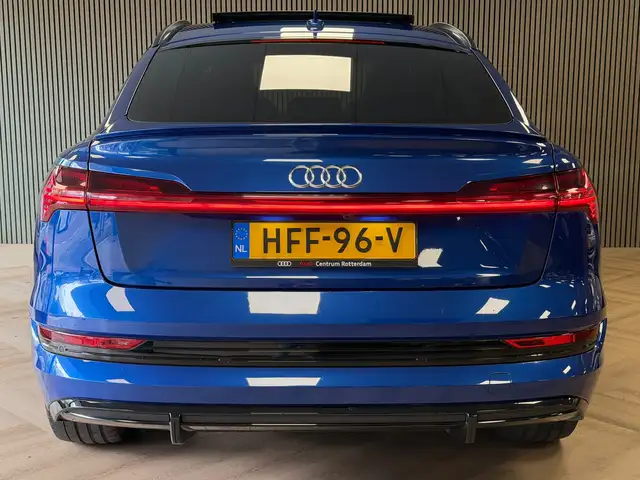 Audi E-Tron view 5