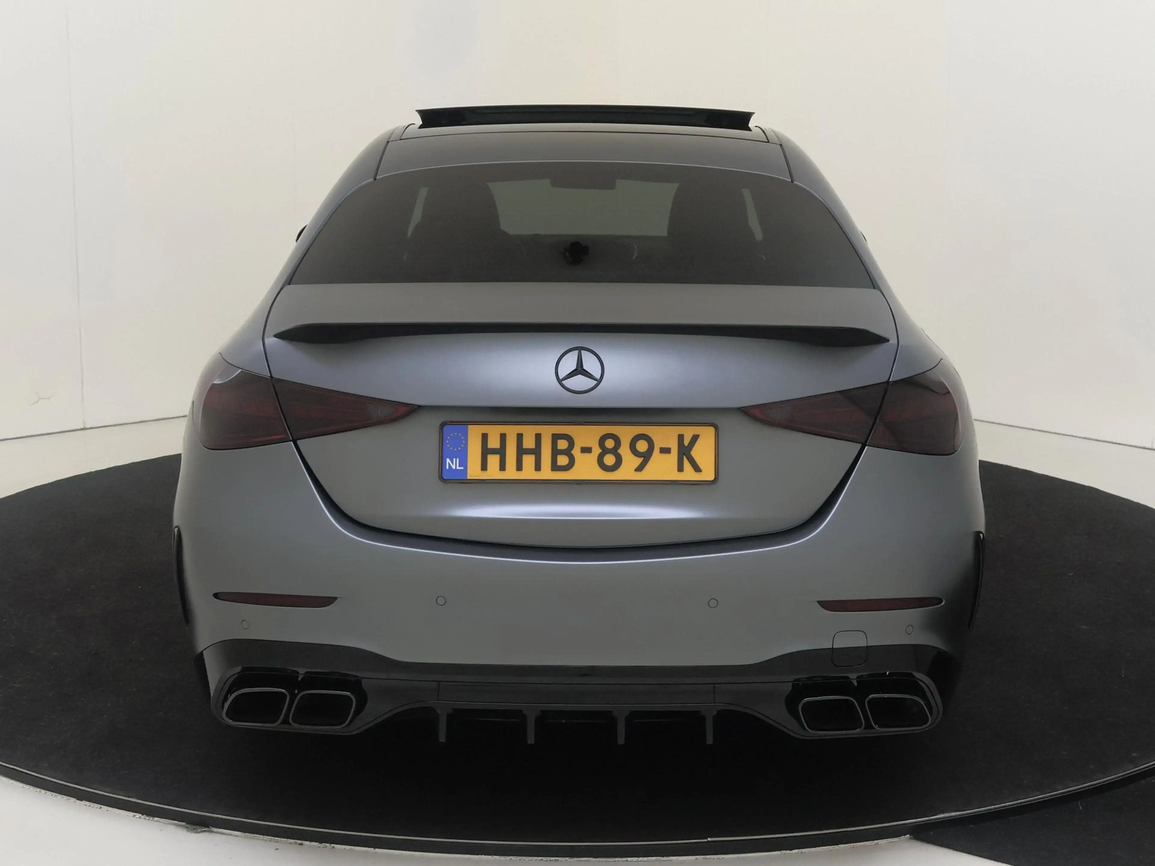 Mercedes-Benz C 180 AMG Line /Panoramadak /Memory /HUD /19 Inch /360 C — photo 8