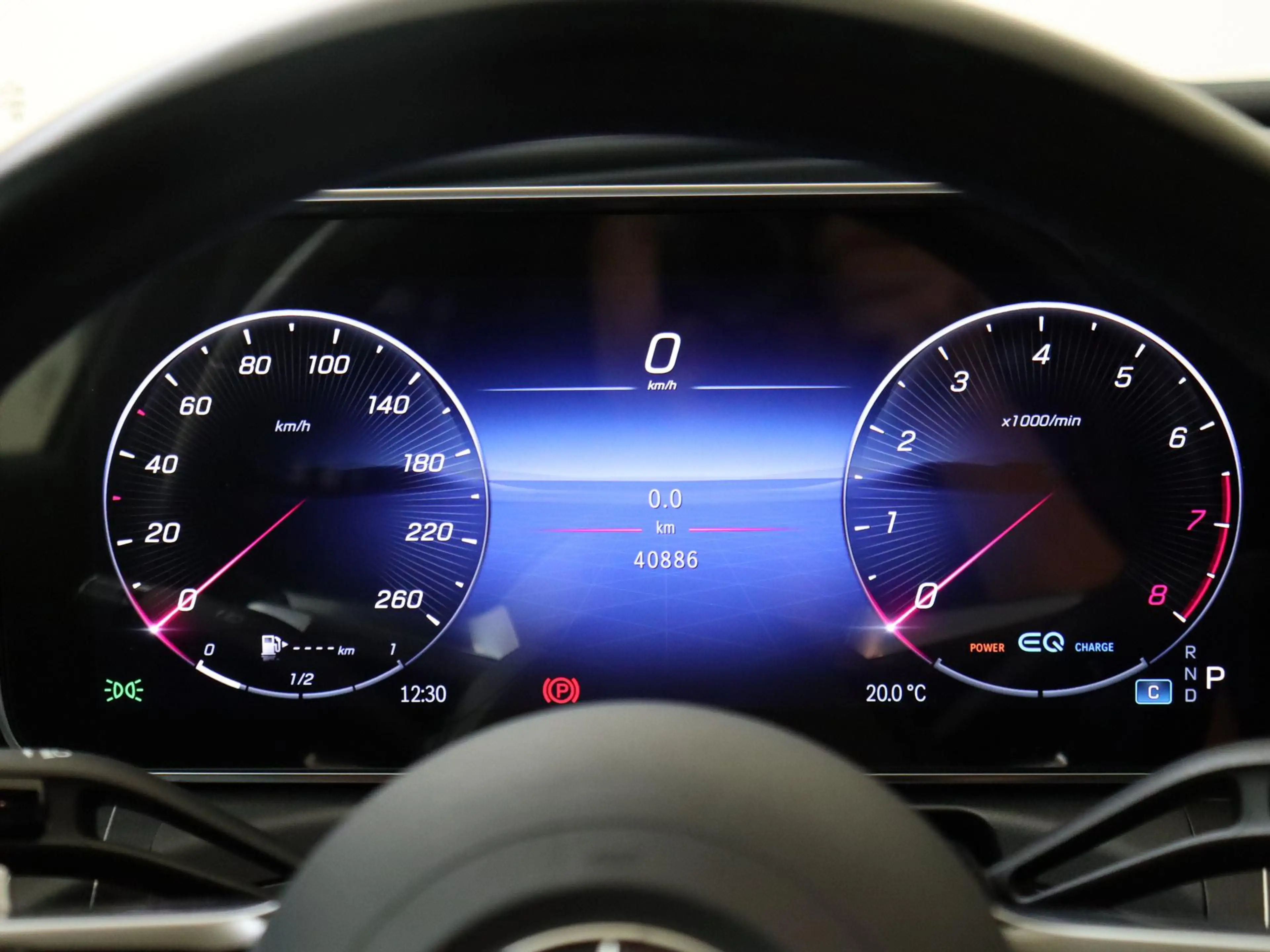 Mercedes-Benz C 180 AMG Line /Panoramadak /Memory /HUD /19 Inch /360 C — photo 12