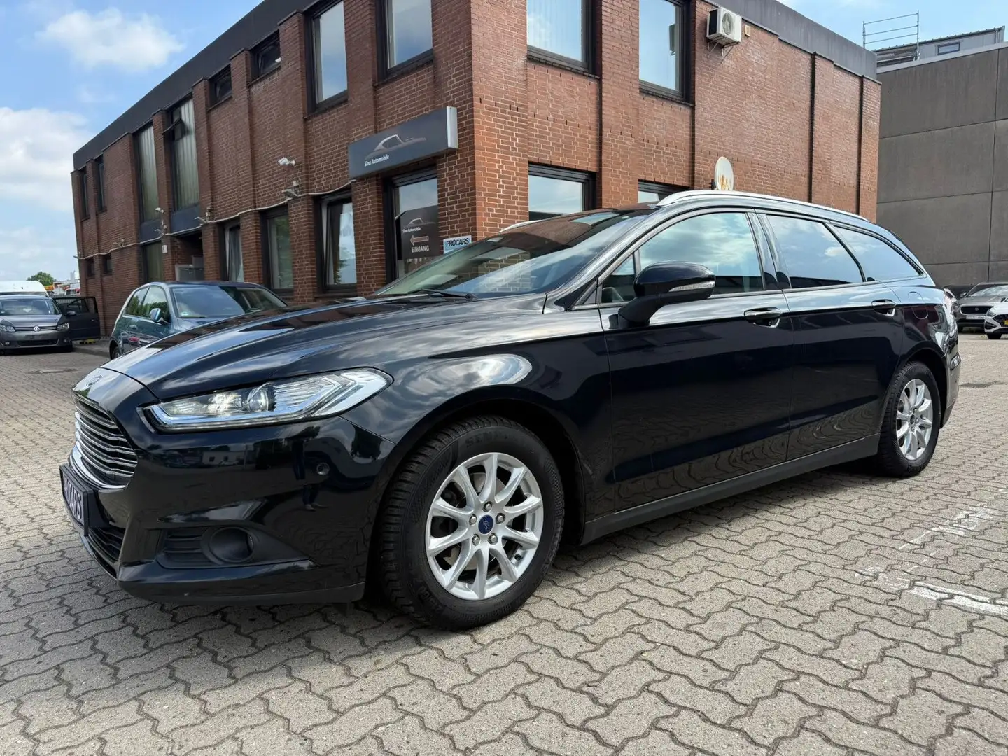 Ford Mondeo Turnier 1.5 Ecoboost *LED*NAVI*PARKASSIST Negro - 2