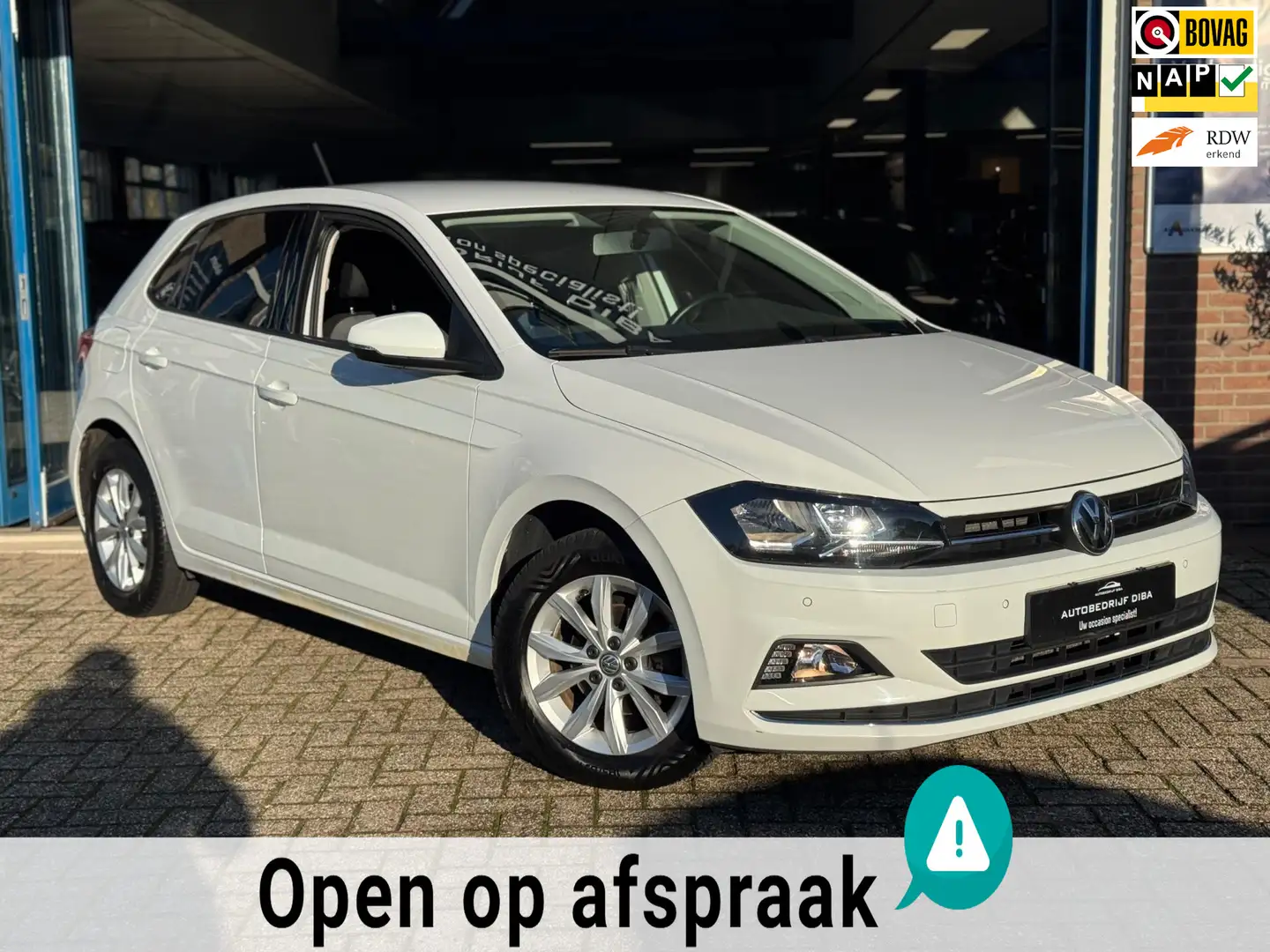Volkswagen Polo 1.0 TSI Comfortline 2018 AUT NAVI AIRCO NAP! Wit - 1