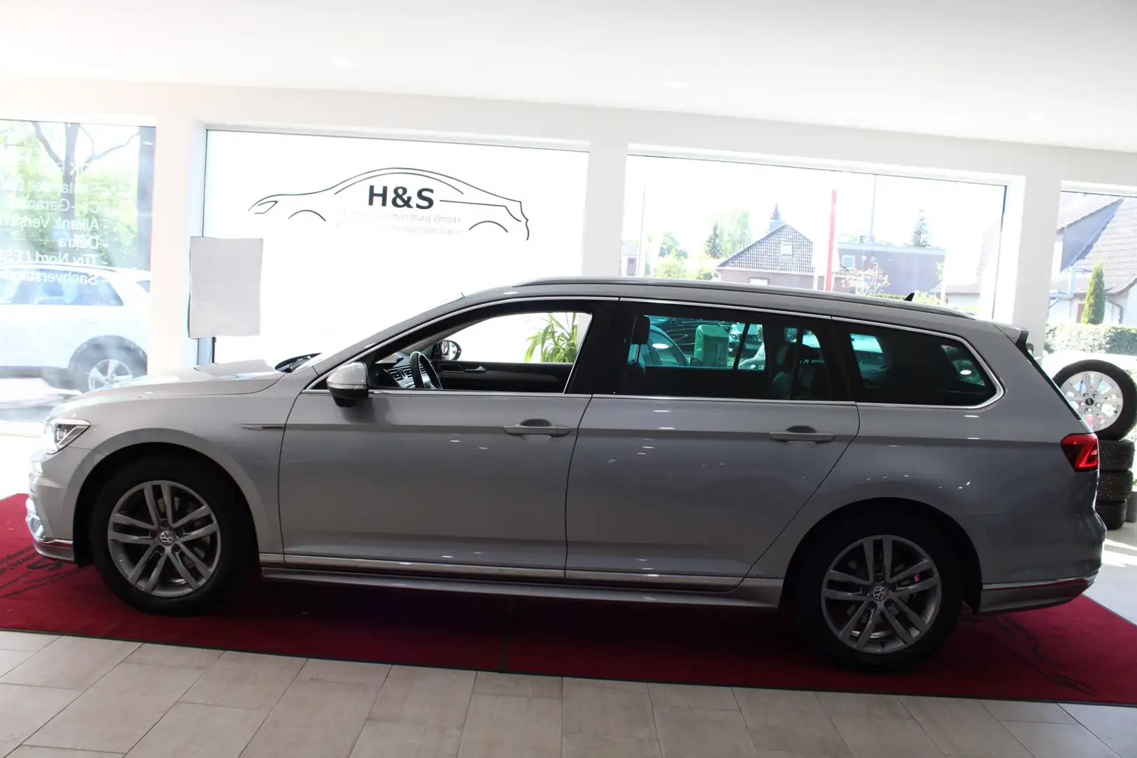 Volkswagen Passat Variant R-LINE 4Motion Dynaudio*V-Cockpit Argent - 2