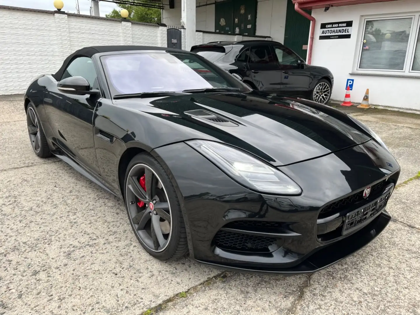 Jaguar F-Type 5.0 L V8 R Kompressor AWD Automatik Černá - 1