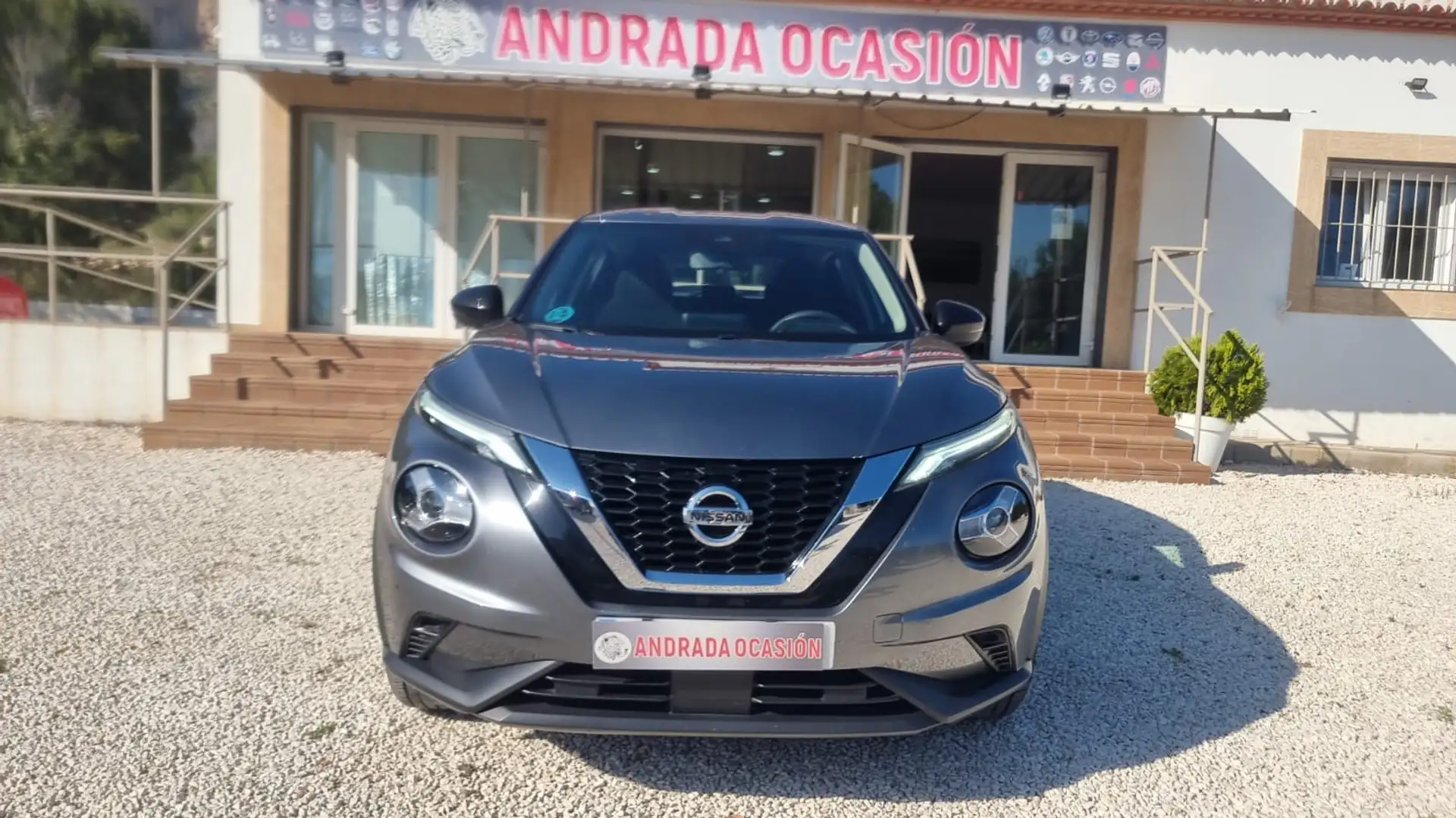 Nissan Juke 1.0 DIG-T N-Design Fuji 4x2 DCT 7 114 Gris - 1