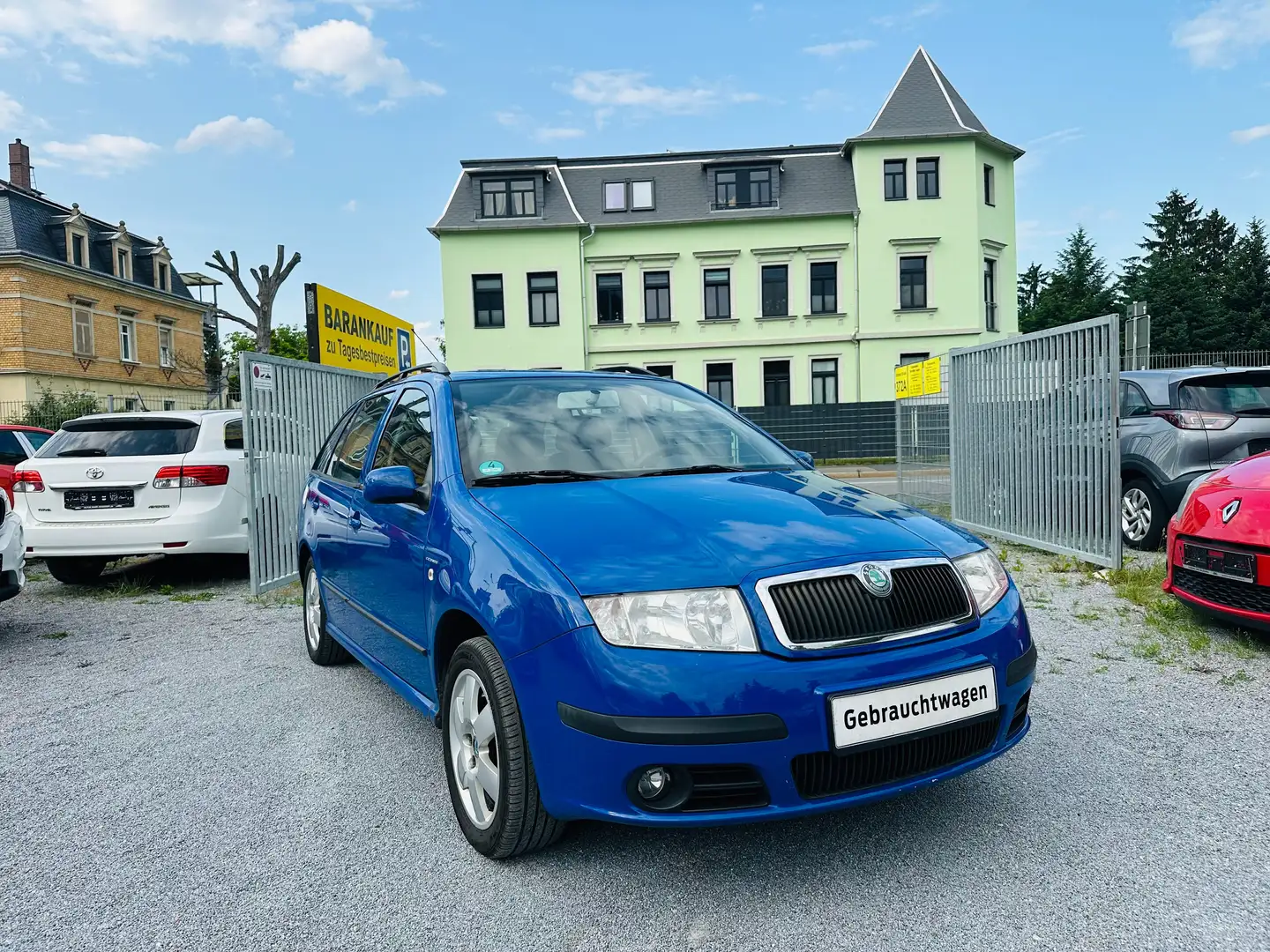 Skoda Fabia 2.0 Combi Style Edition  KLIMA SH AHK EURO 4 Blau - 1