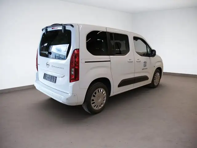 Opel Combo view 4