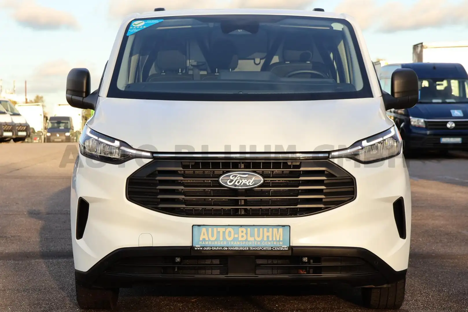 Ford Transit Custom Transit 320-EB Custom Kasten L2 + Navi Cam Weiß - 2