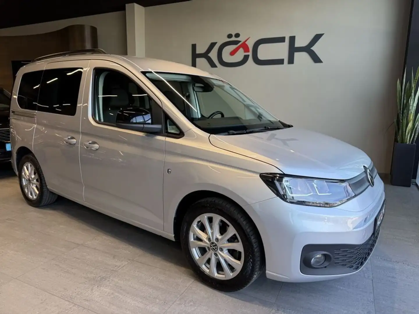 Volkswagen Caddy Basis 4Motion Silber - 2