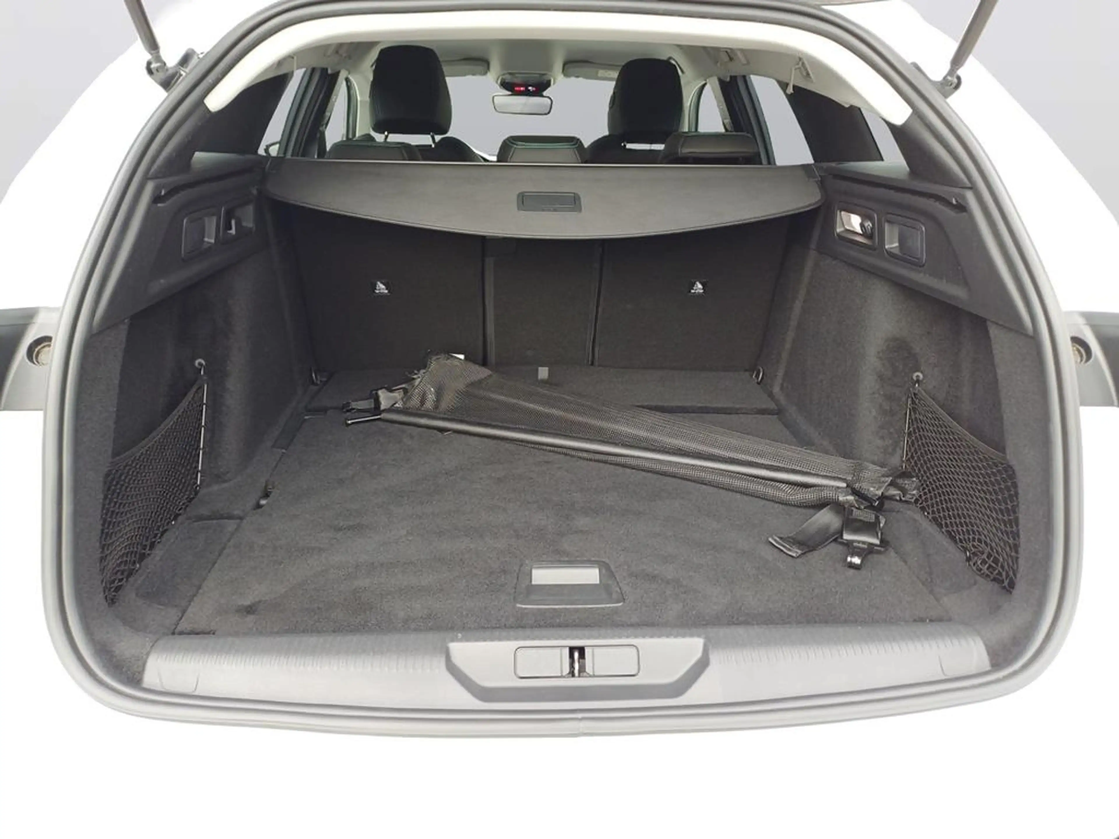 Peugeot 308 Allure — photo 7