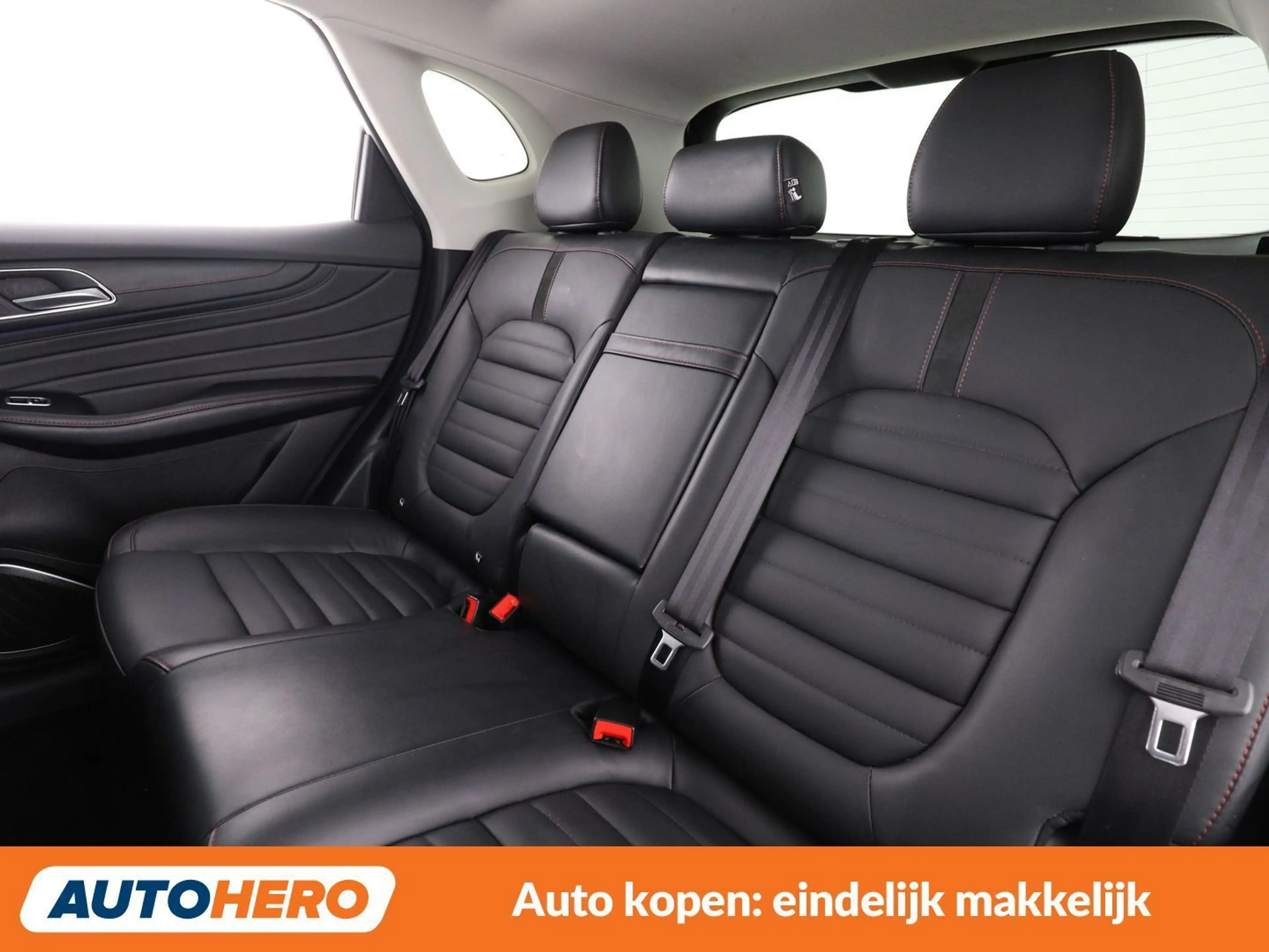 MG EHS 1.5 T-GDI Plug-in Hybrid Luxury — photo 14
