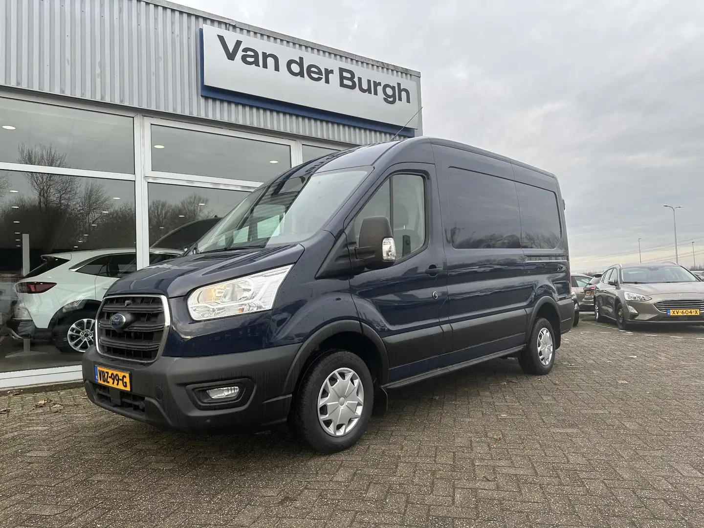 Ford Transit 290 2.0 TDCI L2H2 Trend Bleu - 2