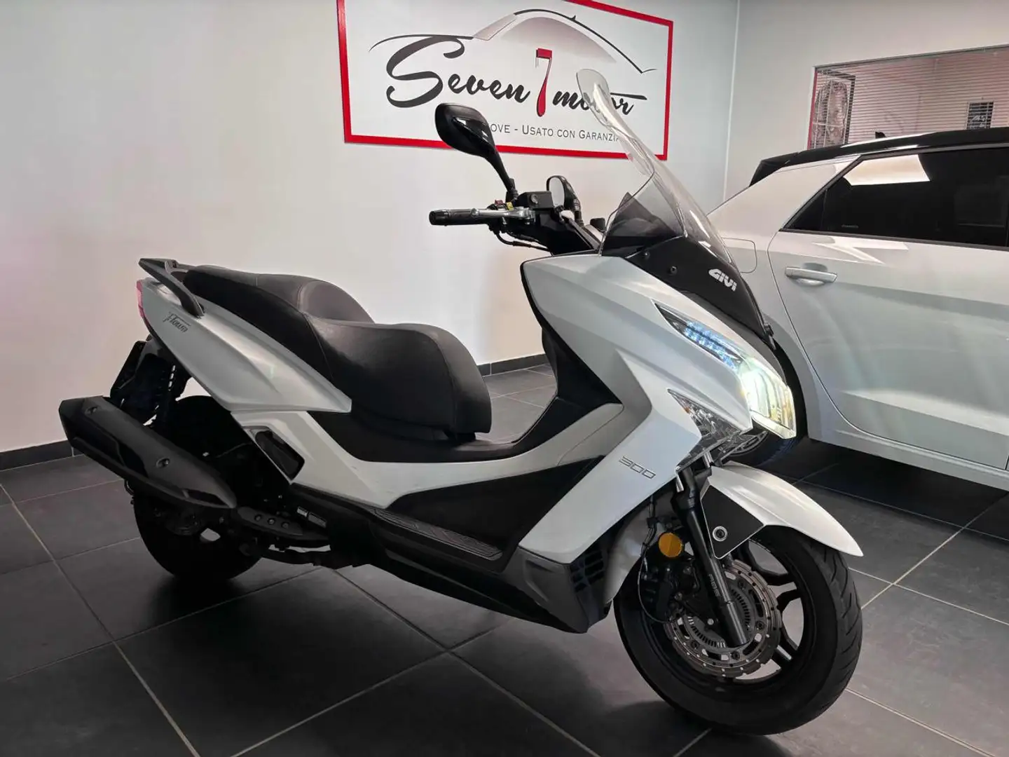 Kymco X-Town X-TOWN 300I KS60A Alb - 1