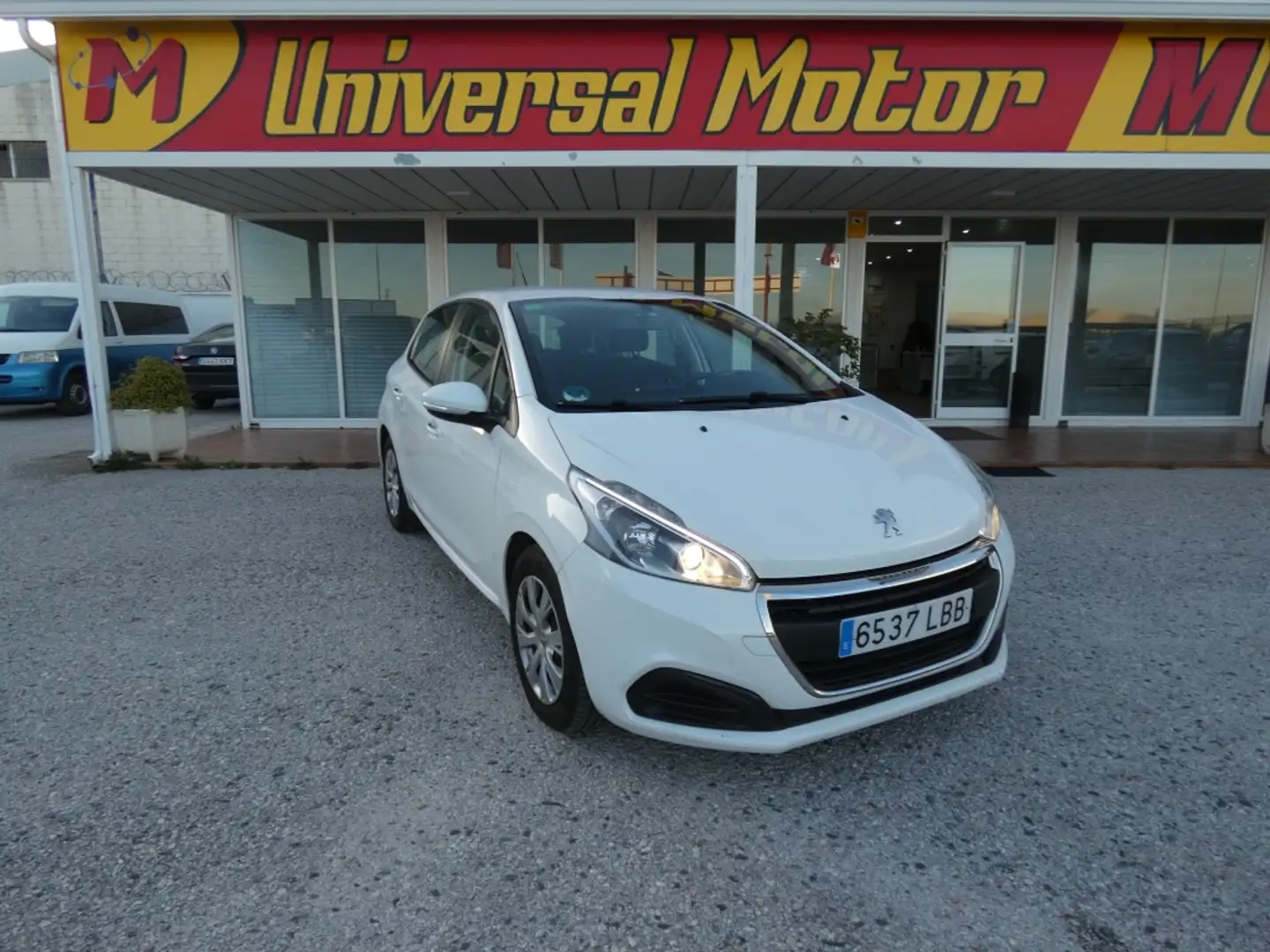 Peugeot 208 1.5BlueHDi S&S Active 100 Bianco - 1