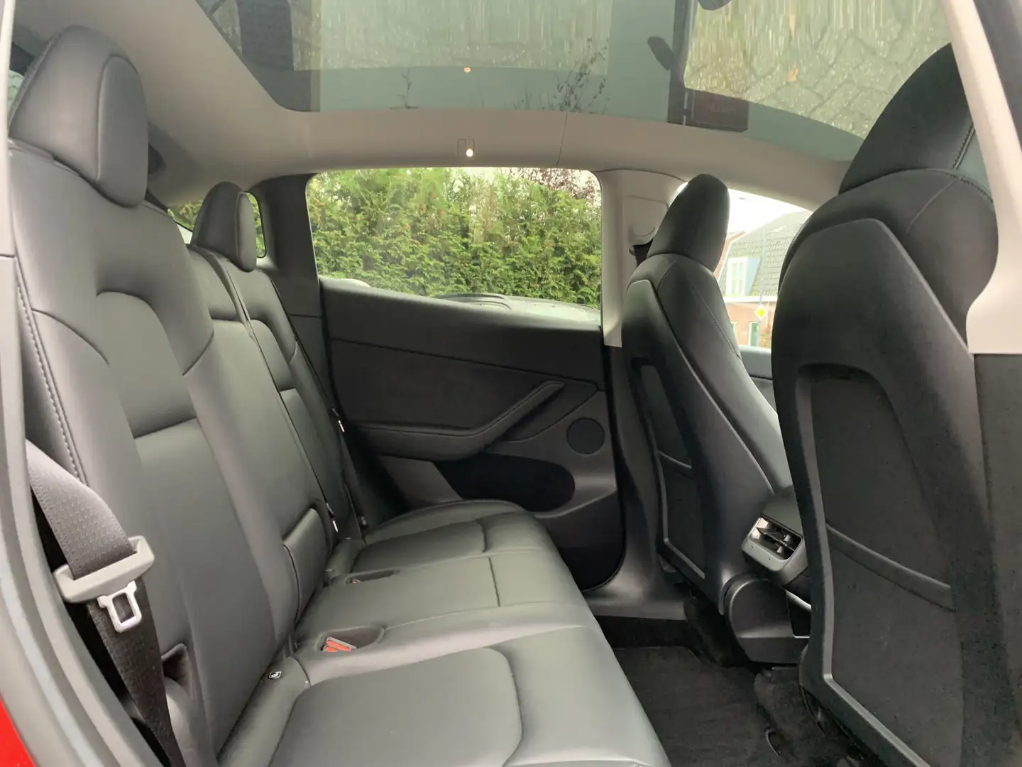 Tesla Model Y Long Range AWD 75 kWh, Black-line Rood - 2