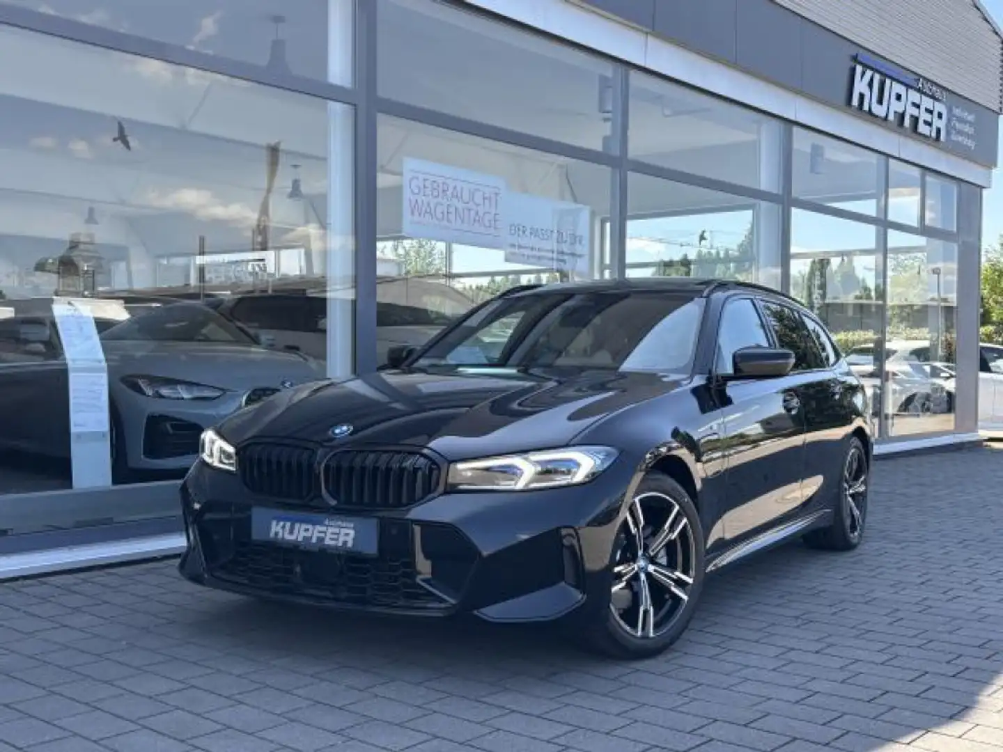 BMW 330 e Tour°M Sport PanoSD°Ad.LED°HIFI°elSitz-1Hd Noir - 1