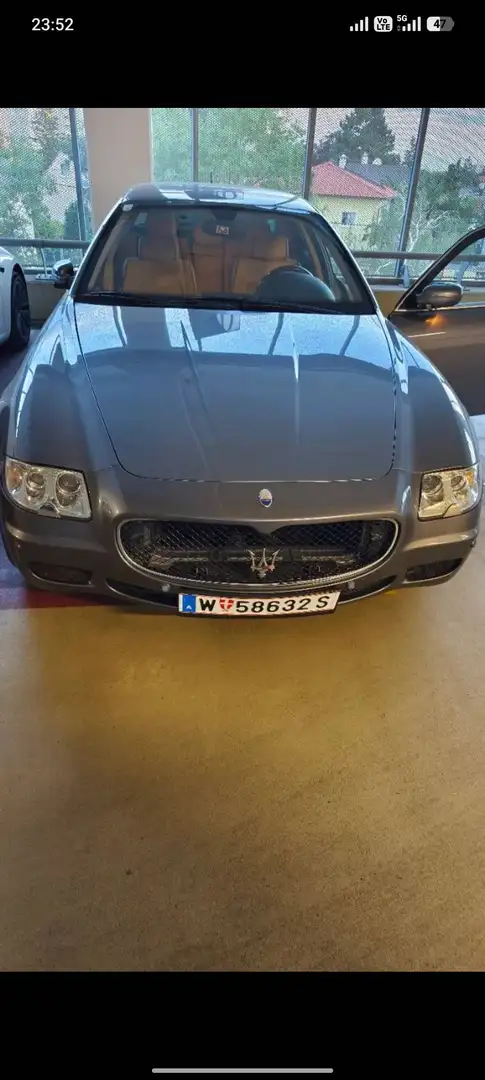 Maserati Quattroporte Quattroporte Grau - 2