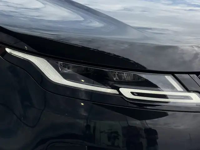 Land Rover Range Rover Evoque view 11