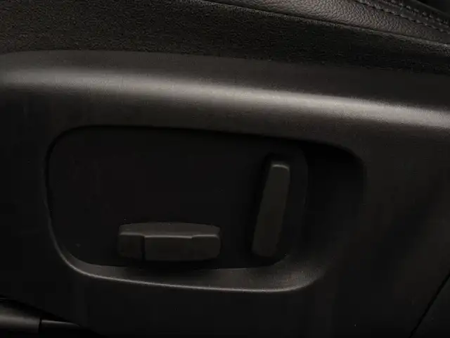 Land Rover Range Rover Evoque view 5