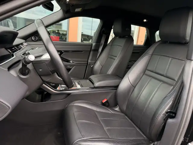 Land Rover Range Rover Evoque view 4
