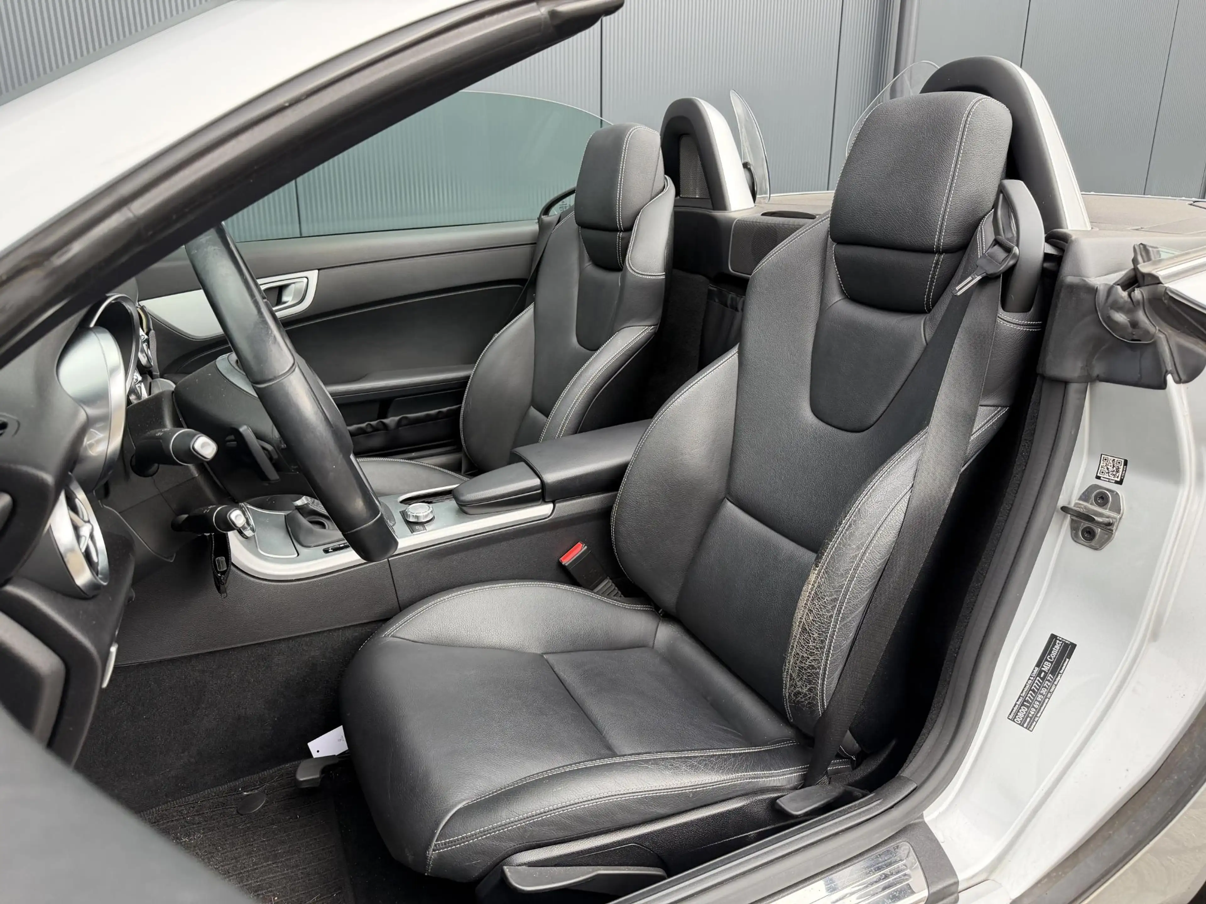 Mercedes-Benz SLK 250 17"/Leder/Stoelverwarming/Navigatie/PDC/Alarm/Clim — photo 7